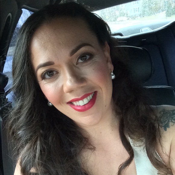 Meet your Posher, Michelli - Picture 1 of 1